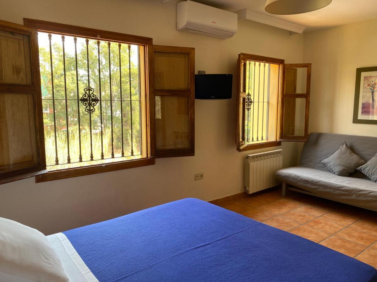 Hostal Moscatel Malaga Luaran gambar