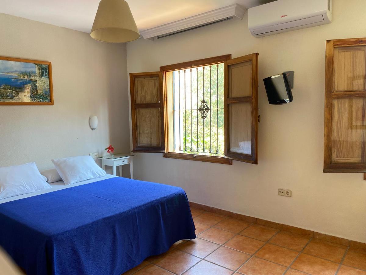 Hostal Moscatel Malaga Luaran gambar
