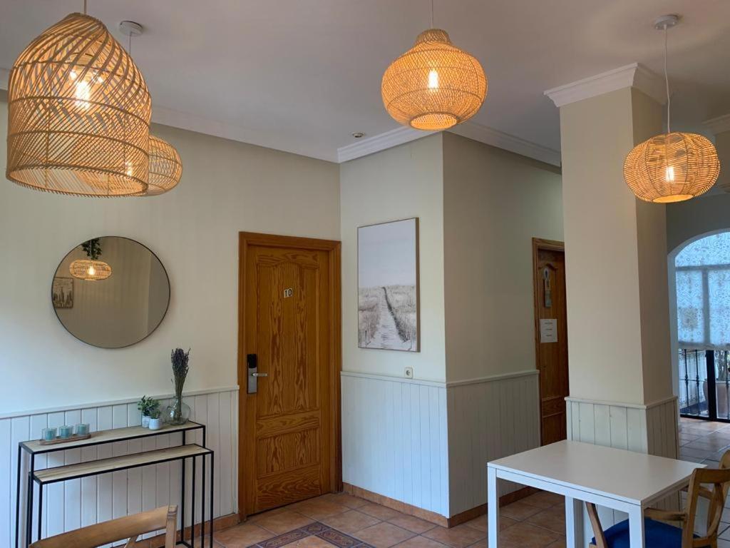 Hostal Moscatel Malaga Luaran gambar